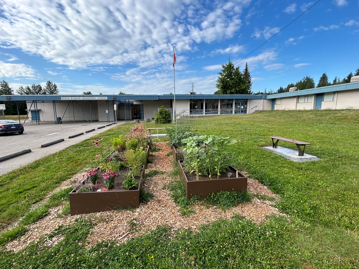 front-of-school-photo.7ada5f13267.jpg